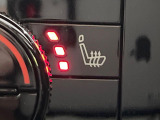 【シートヒーター】寒い日に重宝するシートヒーター!エアコンより早く温まってくれるので寒がりの人も安心ですね♪エアコンの温風は乾燥するから苦手、という方にもをおすすめです。