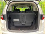 普段のお買い物や通勤、送迎等に十分な荷室スペースを確保しております。セカンドシートを倒すと、大きな荷物の積載も可能です♪