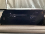 Apple Carplay・Android Auto対応!マツダ コネクト(コマンダーコントロール)でスマートフォンを操作して、通話、音楽を聴いたり、マップで目的地を調べることができます。