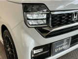 【LEDヘッドライト】ディスチャージヘッドライト(HID)と同等の明るさで、夜道や雨天走行が明るく視界良好!! フォグライトも装備で、安心感さらにUPです♪安心ドライブを楽しんで下さい♪