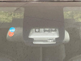 【トヨタセーフティセンス】走行中に前方の車両等を認識し、衝突しそうな時は警報とブレーキで衝突回避と被害軽減をアシスト。より安全にドライブをお楽しみいただけます。