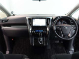 見通しのよいすっきりとした視界で、誰でも運転しやすいです。運転のしやすさは疲れにくさにも繋がりますよ♪