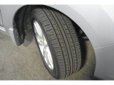 タイヤサイズは205/55R16です