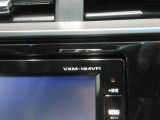 ナビの型式はVXM-184VFiです。