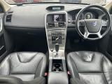XC60 T6 SE AWD 4WD 本革シート 修復歴無し