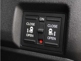 ◆両側電動スライドドア◆狭い駐車場でも乗り降りが楽々♪お子様が隣の車にドアを当ててしまう心配もございません!小さなお子様連れの方もこれで安心。