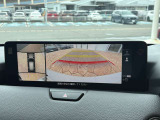 バックカメラで車庫入れをサポートします♪