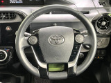 【純正革巻きステアリング】上質な革を使用することで、手にしっかり馴染みとても運転しやすいハンドルです♪