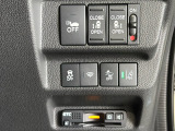 駐車がしやすいバックカメラを装備しています。