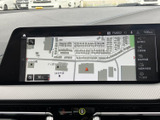 高精細な地図表示で、目的地までスムーズに案内してくれます。運転に集中できる、頼れるナビゲーションシステムです。