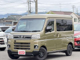 【LEDヘッドライト】LEDヘッドライトは、低消費電力で明るく、遠くまで照らす先進ライト。夜間走行時の視認性を高め、安全で快適なドライブをサポートします。