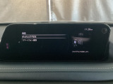 Apple Carplay・Android Auto対応!マツダ コネクト(コマンダーコントロール)でスマートフォンを操作して、通話、音楽を聴いたり、マップで目的地を調べることができます。