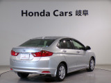 【点検整備】ご納車時には納車点検実施いたします。指定交換部品(エンジンオイル、オイルエレメント、ワイパーゴム)新品交換致します。その他必要交換部品は点検時交換致します。