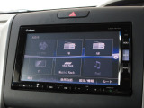 ナビゲーションは純正メモリーナビ(VXM-185VFi)を装着しております。AM、FM、CD、DVD再生、Bluetooth、音楽録音再生、フルセグTVがご使用いただけます。