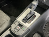 発進時から滑らかに加速する無段階変速のCVTはストップ&ゴーの多い街の中も快適です