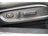 高級車の代名詞!電動シートが装備されています!