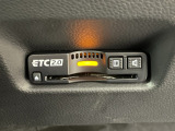 運転席左下にETCがついています。