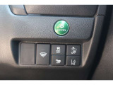 安全装備支援システムのボタンは運転席側に装備されています。
