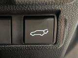 【パワーバックドア】スマートキーや運転席のボタンを押すだけでリアゲートが自動で開閉します!荷物を持っている時や、高い位置にあるバックドアを閉める際に便利な機能です♪