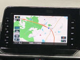 MJ321D-L9インチ純正SDナビ・フラットで一体感のある9インチ大型モニターです。CD・DVD・TV・Bluetoothオーディオなど充実した装備