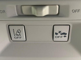 【アクティブレーンキープ】高速道路走行時、車線からはみ出しそうな時にステアリングを制御し車線内を走行する様にアシスト。より安全な運転をサポートしてくれます!
