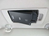 見栄えよくすっきりと収まるETC車載器です。高速道路の料金所をスムーズに通過でき、快適なドライブをサポートします。(※支払総額にセットアップ費用は含まれておりません。)