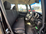 運転席シート廻りは使用感も少なく、良好な状態となっています。丁寧に使われていたことがよくわかりますね。