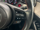 クルーズコントロールを装備しています。高速道路などで一定の速度で走ってくれるので運転が楽ですよ!速度を設定できますので、スピードの出しすぎにも注意できます。