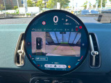 弊社在庫車両はすべて、入庫段階での客観的且つ厳正な車両チェック(第3者機関日本査定協会による査定)を実施しております。メーター改ざん車、修復歴車などは一切ございませんので、どうぞご安心くださいませ。