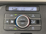 オートエアコンは温度を設定するだけで、自動で風量などを設定してくれます。運転しながら操作も必要ないので、安全性も向上します。