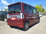 当店の届出(登録)済未使用車、中古車ご購入希望のお客様には一度ご来店いただき現車をご確認いただいております。遠方からの場合ご足労お掛けしますが一度ご来店をお願いします。