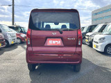 新車と同様の保証(有料)がつけられます。また各地域の店舗に最新の大型整備工場とプロメカニックが常駐しておりアフターメンテナンスもお任せください。
