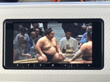 停車中に、地上デジタル放送を楽しめるTV機能。休憩時間などに、ニュースや番組を視聴できます。待ち時間を有効活用しましょう。