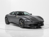 外装色はメタリックグレーカラーのGrigio Silverstoneを選択しております。