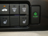 【シートヒーター】シートヒーター装備車です。寒い冬に乗車中とても暖かく快適に移動できます。冷え性の方にピッタリの装備です!