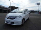 新車ディーラーの中古車コーナーです。保証・整備料金は車両価格に含まれております。諸費用まで入った支払総額は魅力的な価格になっていると思います。