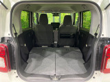 普段のお買い物や通勤、送迎等に十分な荷室スペースを確保しております。セカンドシートを倒すと、大きな荷物の積載も可能です♪
