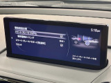 【スマートブレーキサポート】走行中に前方の車両等を認識し、衝突しそうな時は警報とブレーキで衝突回避と被害軽減をアシスト。より安全にドライブをお楽しみいただけます。