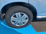 安全・安心な走行のために、納車前にダイハツのクルマを知り尽くしたエキスパートが基本性能に関わる機能や状態を徹底的に点検。消耗部品の交換など法定12ヶ月点検相当の点検・整備を実施しております