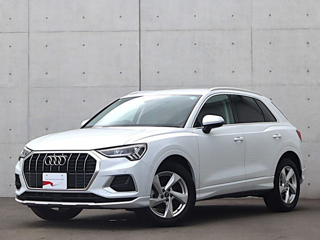 Q3 35 TFSI アドバンスド 
