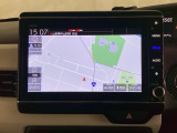 ナビゲーションはフルセグTV、インターナビ対応のGathers純正メモリーナビを搭載しています。Bluetoothオーディオ機能がありますので、スマートフォンなどの音楽も再生できます。