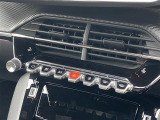 ◆LIBERALAは、輸入車選びの新たなスタイルを提案するインポート・セレクト・ブランドです。オーナー様となる方がクルマから直接感じる感性を第一にした、最良の一台との出会いをコーディネートいたします。