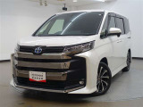 カラーはホワイトパールクリスタルシャイン! 走行距離は34000Kmとなっております☆