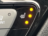 【シートヒーター】寒い日に重宝するシートヒーター!エアコンより早く温まってくれるので寒がりの人も安心ですね♪エアコンの温風は乾燥するから苦手、という方にもをおすすめです。