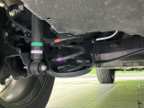 お車を安心してお乗りいただく為には、足回りの定期点検が欠かせません。サービスサポート(有償保証)では無料点検もご提供しており、安心のカーライフをお過ごしいただけるサポート体制が整っています。