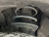 お車を安心してお乗りいただく為には、足回りの定期点検が欠かせません。サービスサポート(有償保証)では無料点検もご提供しており、安心のカーライフをお過ごしいただけるサポート体制が整っています。
