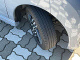 タイヤの溝もございます。