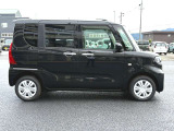 【届出(登録)済未使用車とは】自動車の分類では「新車」「中古車」この2種類しかありません。走行距離が100km未満かつ初度登録または初度届出された車両を「届出(登録)済未使用車」と呼んでいます。