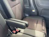 全方位モニター付メモリーナビゲーション スズキコネクト対応通信機装着車 フルセグTV 2WD 元当社試乗車 両側電動スライドドア 電動パーキング オートホールド 禁煙車 新品フロアマット 5046キロ