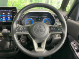 【純正革巻きステアリング】上質な革を使用することで、手にしっかり馴染みとても運転しやすいハンドルです♪